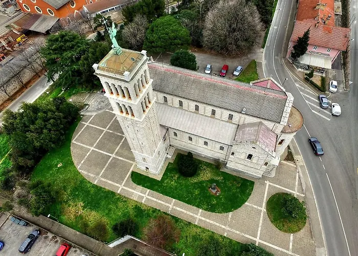 Caveromane 2 Apartament