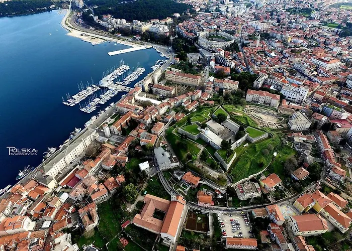 Apartament Caveromane 2 *