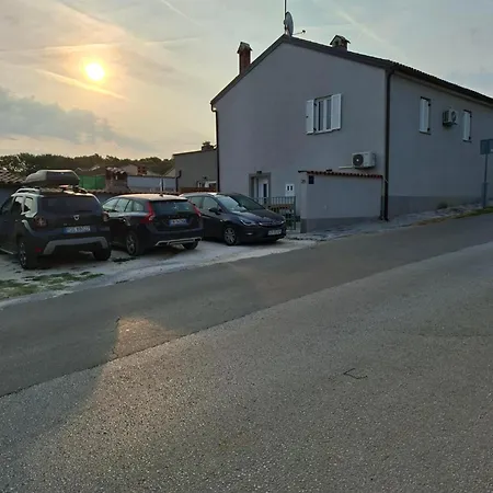 Caveromane 2 Appartement *